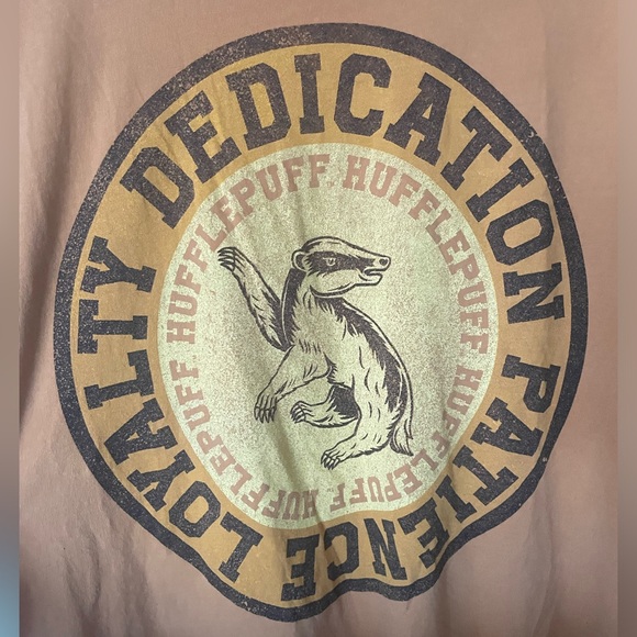 Hufflepuff Tee - Picture 3 of 4